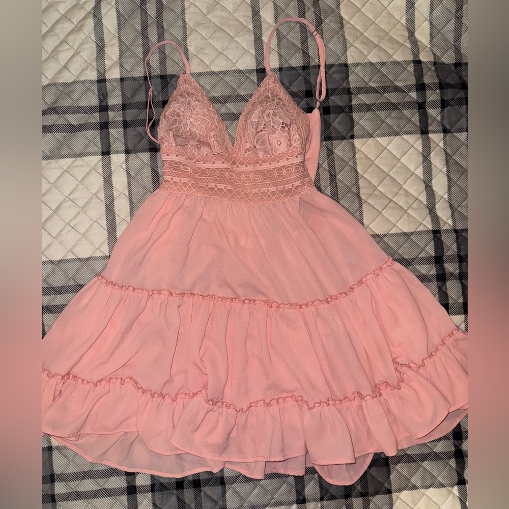 Pink Lace Sleeveless Dress